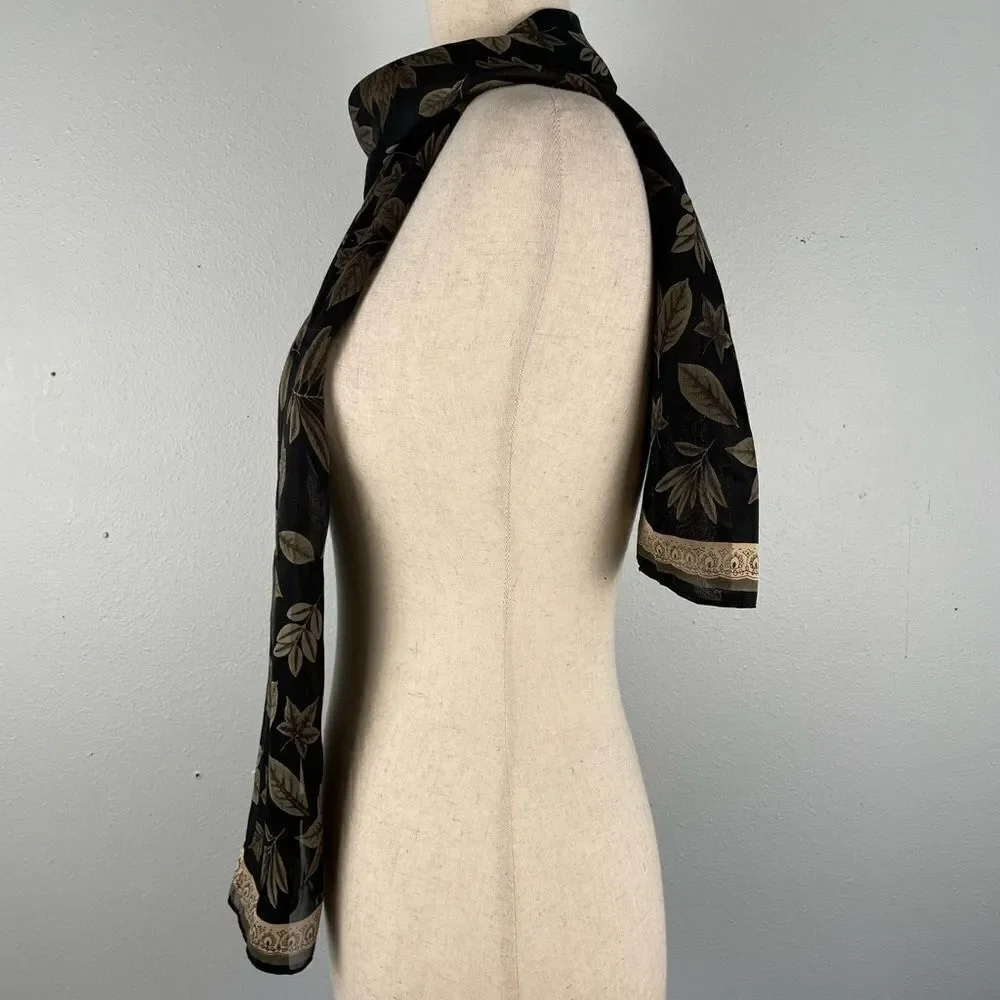 Jones New York beautiful scarf